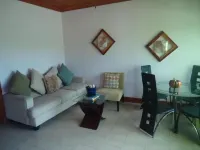 Country Cove Hotel di Clarence Town