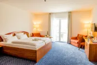 Landhotel Butjadinger Tor Hotels in Brake