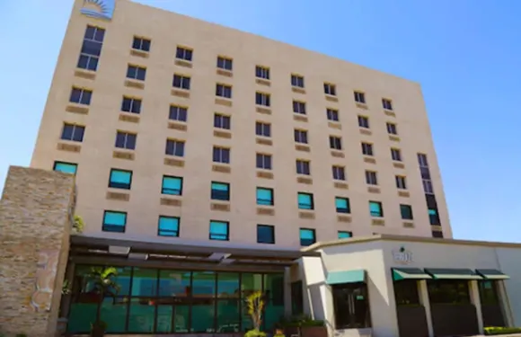 塞姆布拉多酒店