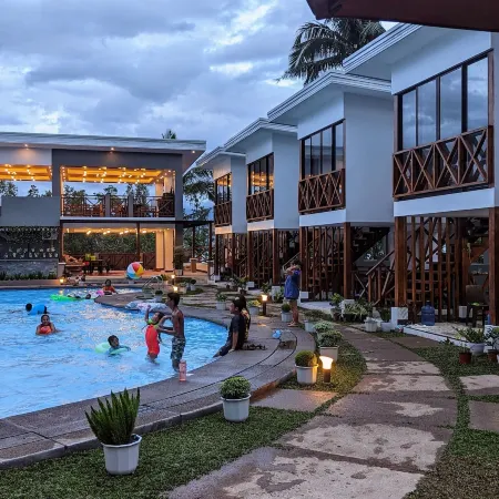 Bakawan Hideaway Resort & Restaurant