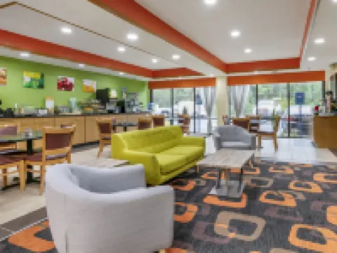 Quality Inn Hotels in Rogersville