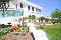 Il San Francesco Charming Hotel Hotel in zona Spiaggia La Bufalara