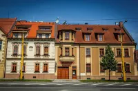 Katerain Hotel, Restaurace, Wellness Hotels in Kravare