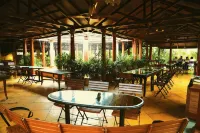 Manas Resort with Petting Zoo Hotels in Awal Khed