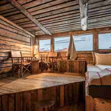 Basecamp Hotel Rooms