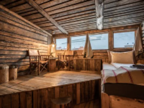 Basecamp Hotel Hotels in Longyearbyen