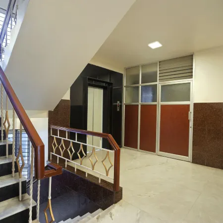 Mannars Yatri Nivas Hotel