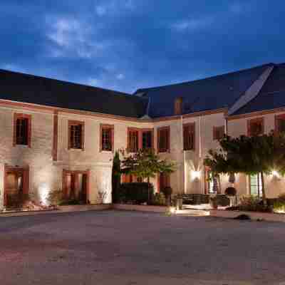 Hôtel Burgevin Hotel Exterior