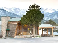 Hotel Estes