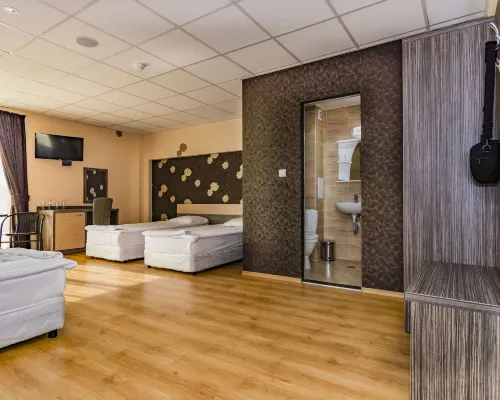 Hotel City Hotels near Baba Ganka Square