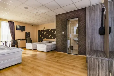 Hotel City