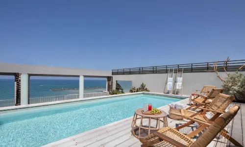 Sea Executive Suites - Pools