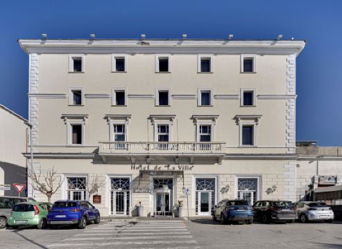 Hotel de La Ville