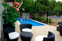 Beechworth on Bridge Motel - Pools