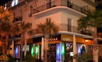 Apartamentos Senabre Palais