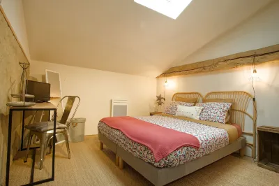 La Belle Lurette Hotels in Saint-Maurice-la-Fougereuse