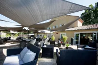 Logis Hôtel la Magnanerie - Côté Bistro Hotels in Les Mees
