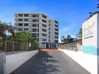 Spindrift on the Beach - Absolute Beachfront Hotels in Mermaid Beach