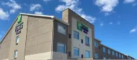 Holiday Inn Express & Suites ELYRIA by IHG