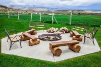 Bryce Country Cabins Hotels in Tropic