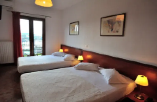 Eye Q Resort