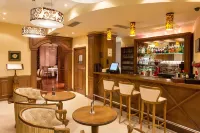 Hotel Club Central - Bares