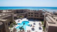 The Breakers Diving and Surfing Lodge Soma Bay - parking