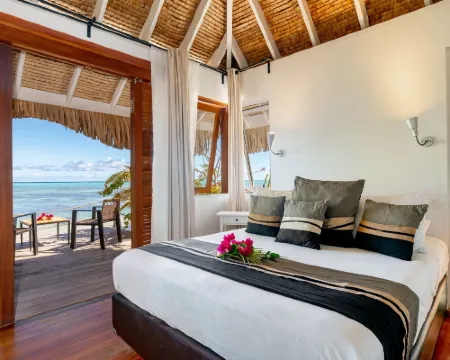 Moorea Beach Lodge Hotels in Moorea