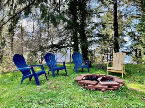 The Historic Requa Inn