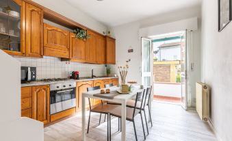 Sage&Rosemary Home - with Garden by Pleiades Home