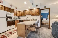 Westwind 102 2Bd 2BA Diamond Condo in Lionshead Village - 2-Star