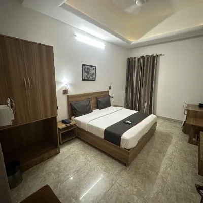 กูลนาร์ อิน โรงแรมใกล้สถานเอกอัครราชทูตสหรัฐอเมริกาประจำอินเดีย เมืองเจนไน