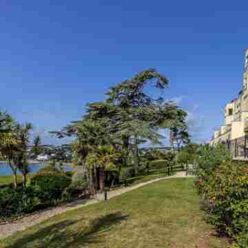 B6 Masts in Torquay With 3 Bedrooms and 2 Bathrooms Others