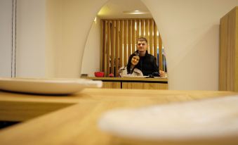 Petite Maison Hermes Center