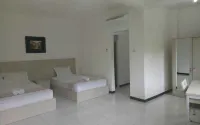 The Kost Homestay Syariah Hotels in Karangbesuki
