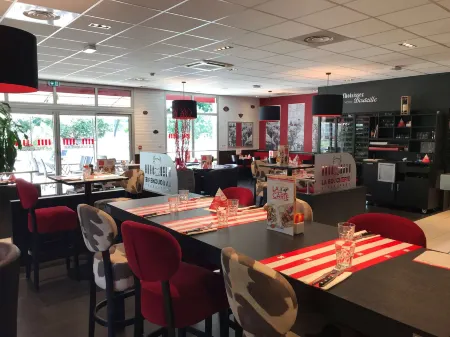 Kyriad Aix les Milles - Plan de Campagne