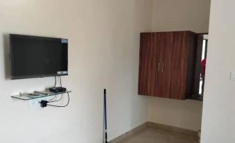 Hotel Rajganga lodging