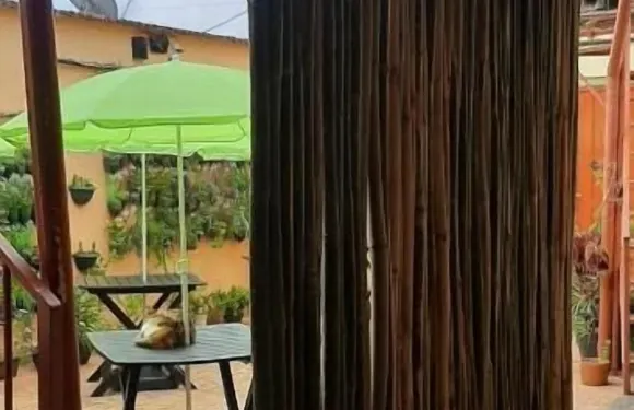 弗洛雷斯休閑旅館