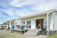 Ohope Beach Top 10 Holiday Park Hotels near Wharekura Reserve