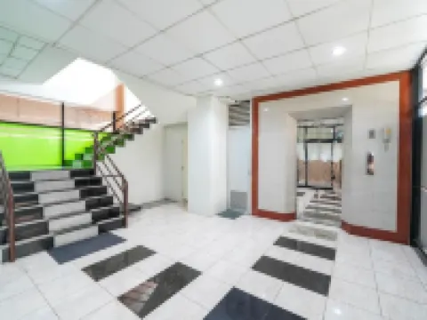 RoomQuest Sps Hotel and Residence