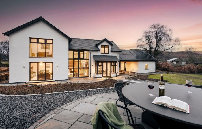 Lily Bank in Staveley
