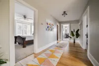 River's Dawn - Modernized Historic Home - River Views - King Bed - Fast Wifi