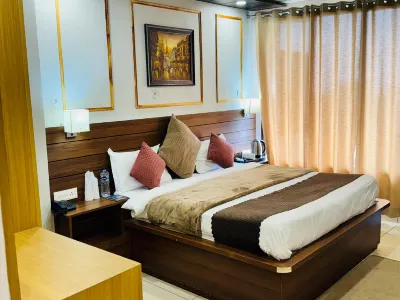 The Bliss Dhanaulti Hotels near Kempty Falls