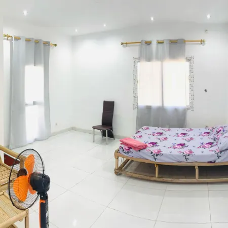Chambre Confortable - Aci 2000 Hamdallaye Bamako Отели в г. Бамако