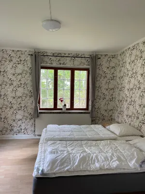 The Gatekeeper’s Cottage at Hindemae Estate – Cozy Stay in Historic Surroundings Hotels in Ullerslev