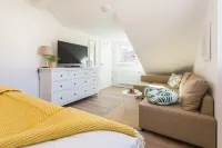 5-star vacation home directly on the lake with sauna-fireplace-103m² for 4 persons
