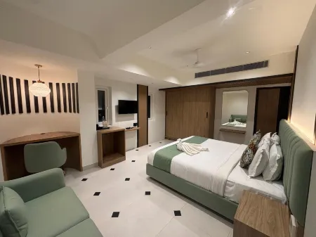 Yuvraj Land Mark Отели рядом с Аэропорт Майсор