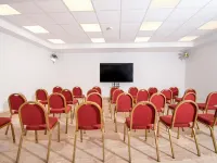 Ekilibrio Hotel & Apart-Suites Hotels near Usera Metro Station