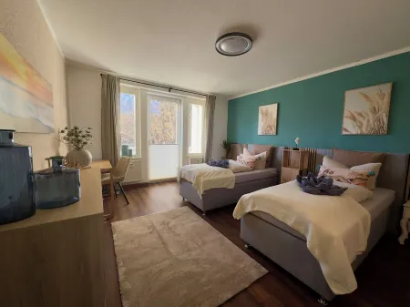 Vacation apartment 2 in the Beachhouse on Lake Goitzsche - close to the beach & family-friendly Отели в г. Биттерфельд-Вольфен