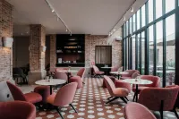 Hotel T - breakfast